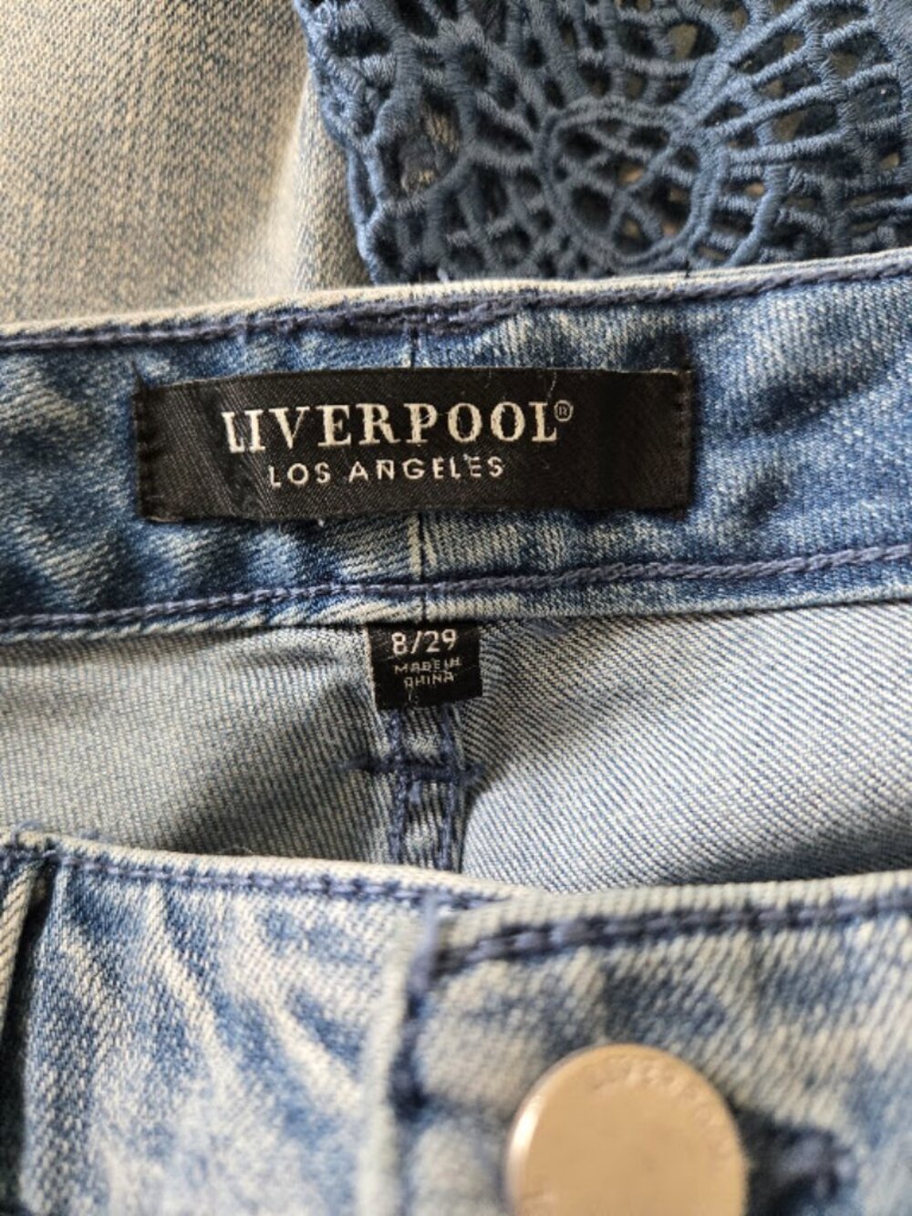 LIVERPOOL Los Angeles Women's Hannah Crop Jeans Crochet Hem Blue Size 8/29 NWT - Picture 6 of 8